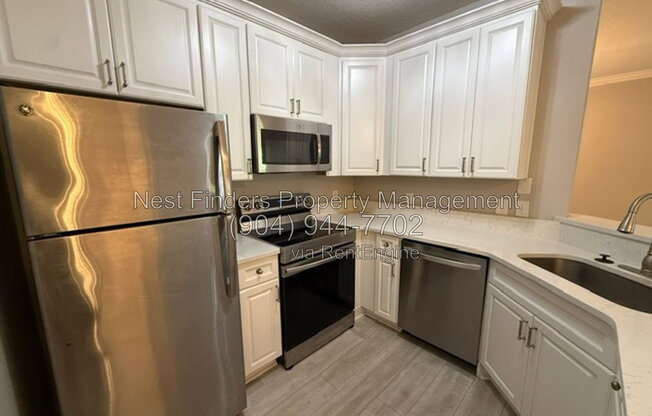3 beds, 2 baths, 1,355 sqft, $2,000, Unit Apartment 1627