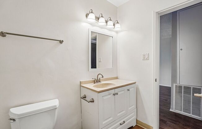 1 bed, 1 bath, 775 sqft, $2,545, Unit 41