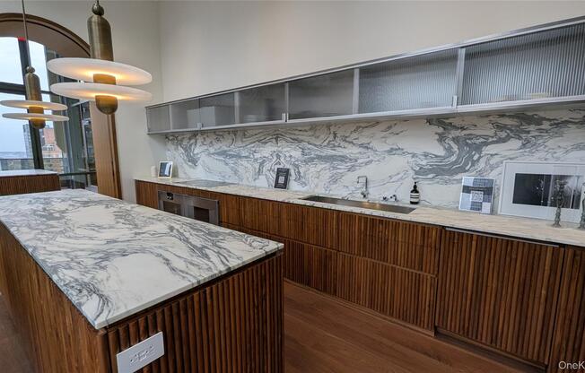 1 bed, 1 bath, 552 sqft, $6,200, Unit 21A