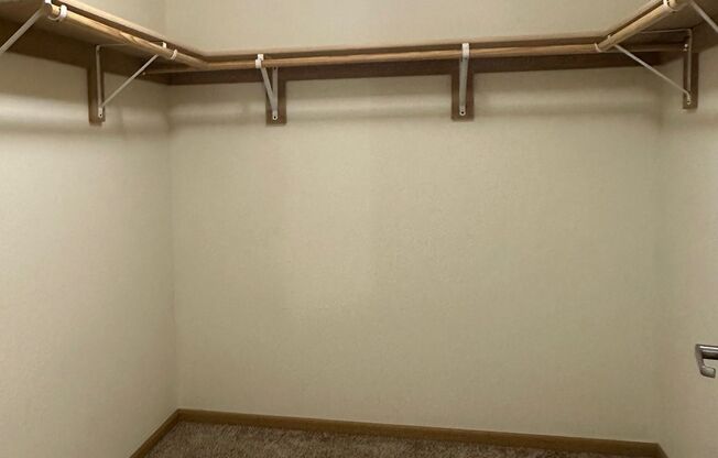1 bed, 1 bath, 1,502 sqft, $1,755, Unit 33502