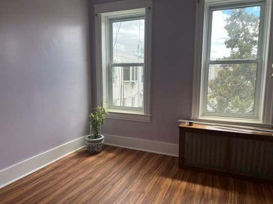 62 12 75 AVE