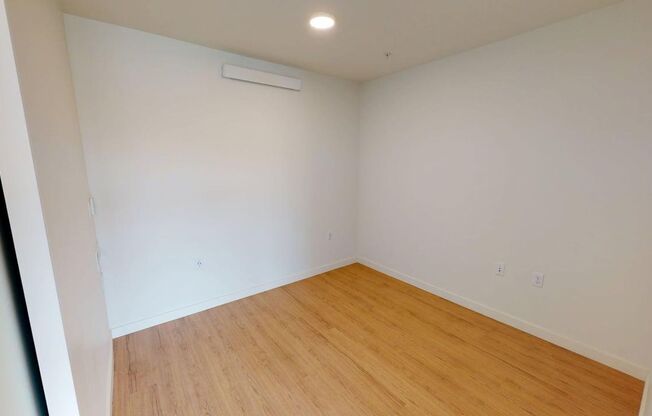 1 bed, 1 bath, 635 sqft, $2,495, Unit 302