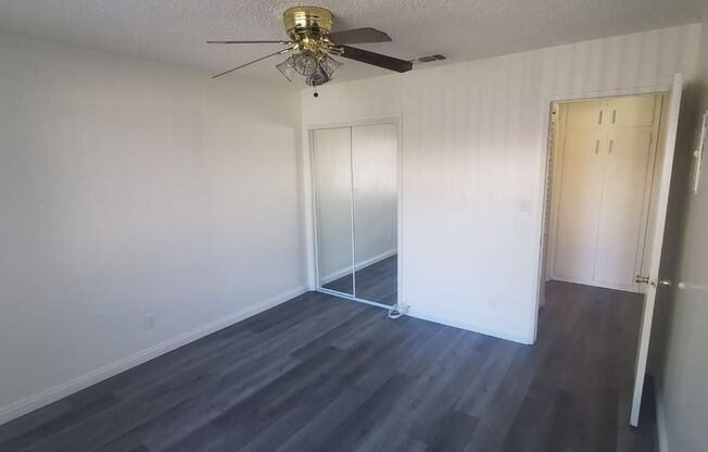 2 beds, 1 bath, 850 sqft, $1,800, Unit 6