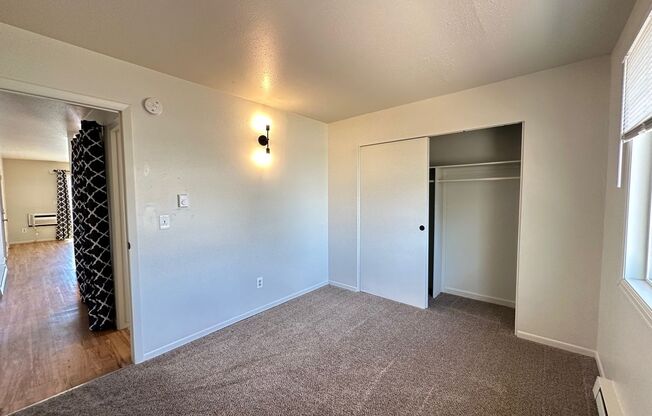 2 beds, 1 bath, 740 sqft, $1,499, Unit 814 - Unit 206
