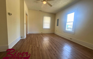 2 beds, 1.5 baths, 1,306 sqft, $900, Unit 25 Curry St