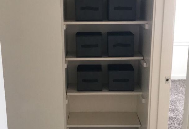 2 beds, 1 bath, 740 sqft, $775, Unit 1500-701