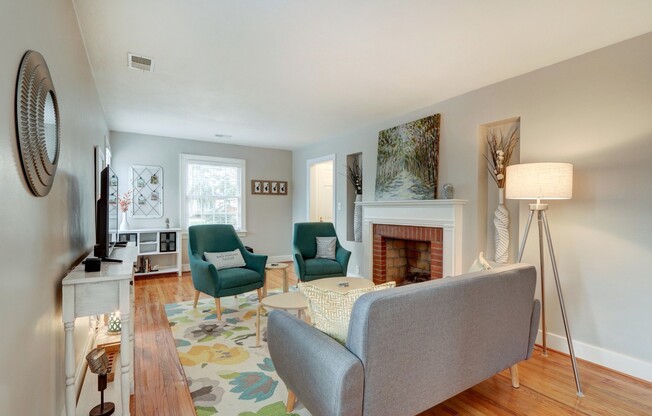 Short-term Corporate Rental in the Heart of Ardsley Park!