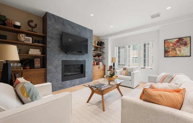 21 CROWNINSHIELD RD