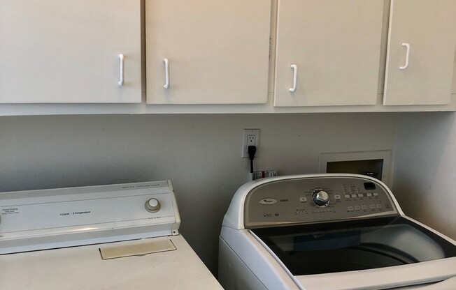 2 bedroom, 2 story Mission Valley Townhouse with garage