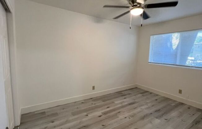 2 beds, 1 bath, $1,375, Unit 15