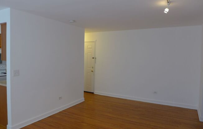 1 bed, 1 bath, 650 sqft, $1,550, Unit 4B