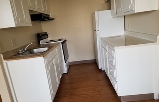 1 bed, 1 bath, 660 sqft, $1,250, Unit Bldg 11-2270