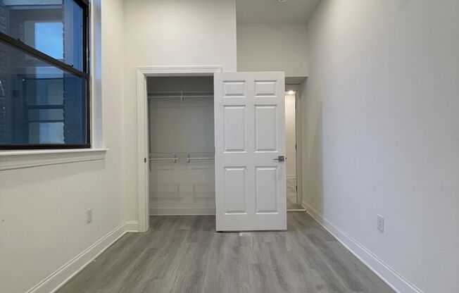 1 bed, 1 bath, 950 sqft, $1,175, Unit 218