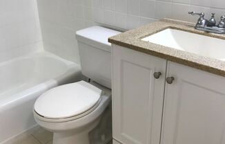 Studio, 1 bath, 400 sqft, $1,350, Unit 00 - 100