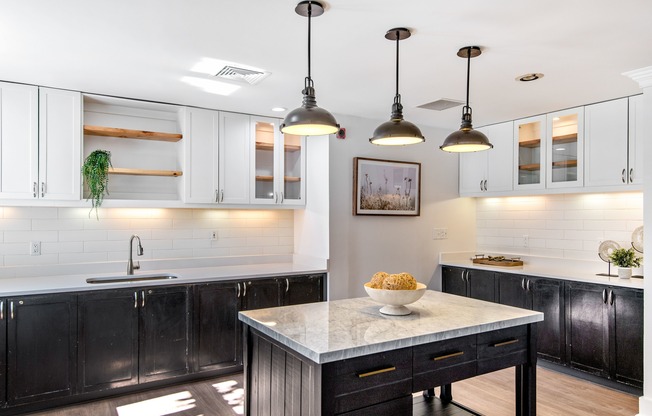 upscale kitchen with two toned cabinetry