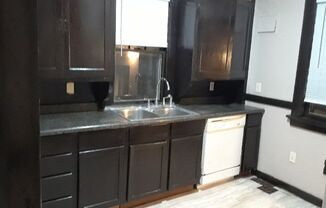 3 beds, 1 bath, $1,655