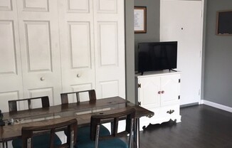 Studio, 1 bath, 400 sqft, $800, Unit 2111-S04