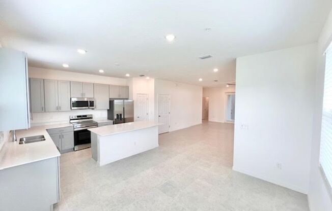 Apopka - 3 Bedrooms, 2.5 Bathrooms – $2,545.00