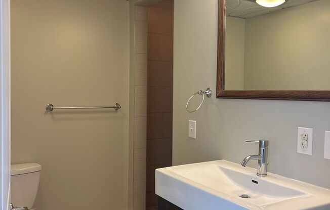 1 and 2 bedroom High Rise Apartments Downtown Evansville