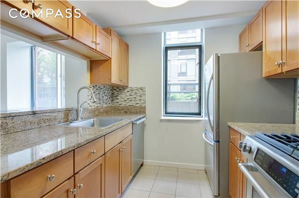 1 bed, 1 bath, $4,800, Unit 3F