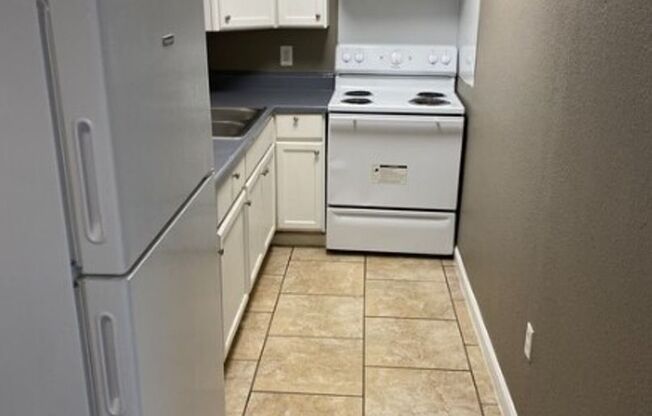 1 bed, 1 bath, 575 sqft, $699, Unit 204A