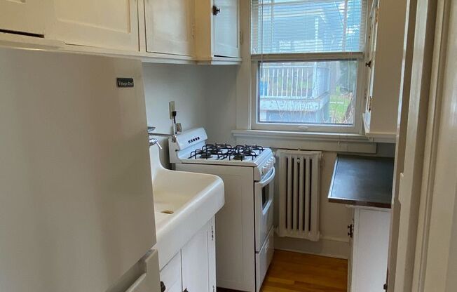 1 bed, 1 bath, 650 sqft, $1,315, Unit 3