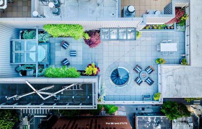 2Bd/2.5Ba Seattle  Penthouse