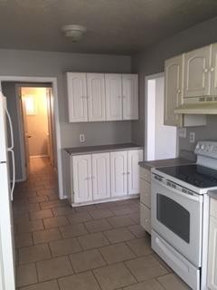 3 beds, 1 bath, $1,595