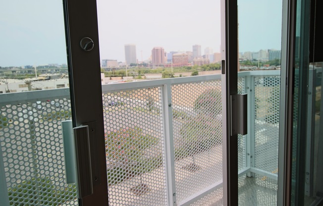 Studio, 1 bath, 404 sqft, $1,195, Unit APT 231