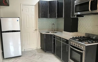 Studio, 1 bath, $2,600, Unit 13