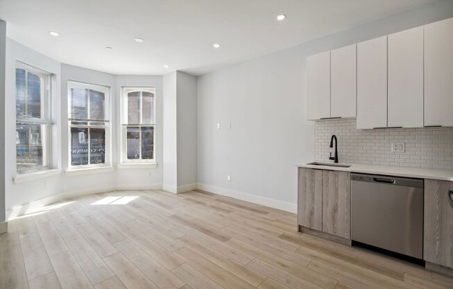1 bed, 1 bath, 520 sqft, $1,975, Unit 14