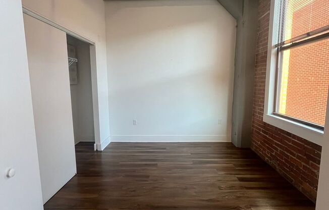 1 bed, 1 bath, 600 sqft, $1,300, Unit 502