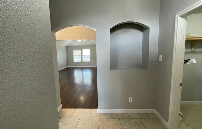 Very Nice Single Family Home in Falcon Ridge in West Ft. Worth