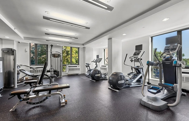 Studio, 1 bath, $2,795, Unit 18F