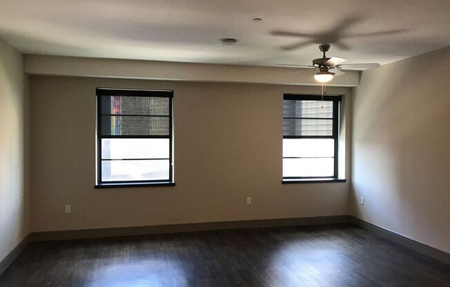 Studio, 1 bath, 680 sqft, $1,856, Unit 609
