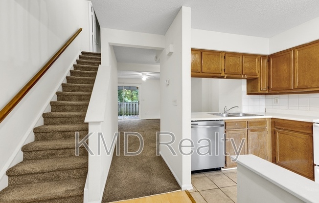 630 LEX DR