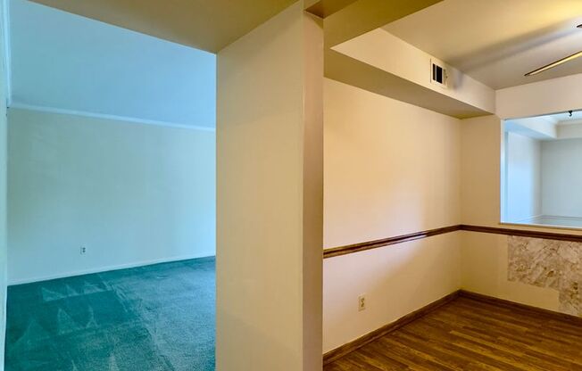 Charming 2 Bedroom/ 2 Bathroom Apartment in Mays Chapel, MD!