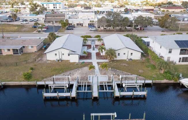 Boat Lift** 2 Bedroom 2 Bath Quadplex