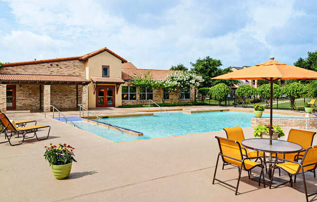 Courtyards at Kirnwood Apartment Homes