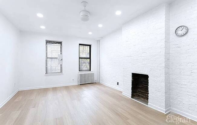 426 W 46 ST