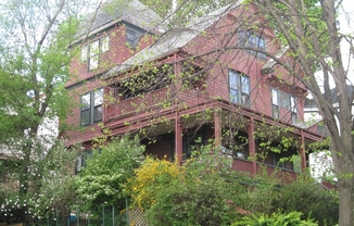 123 HARVEY L CUSHING AVE