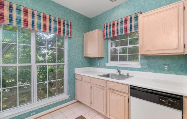 2 beds, 2 baths, 1,165 sqft, $1,900, Unit 1