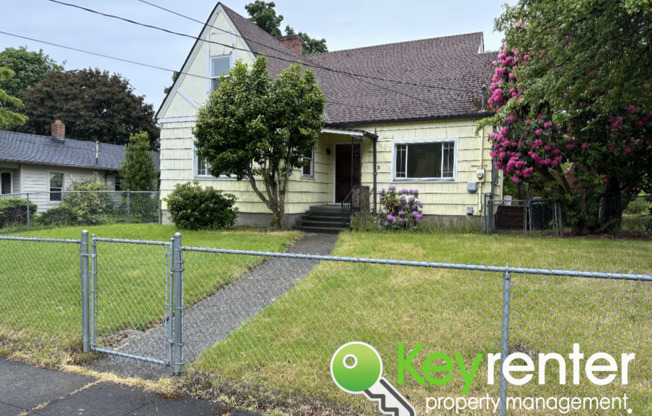 Adorable 4 Bedroom 1.5 Bath Tacoma Home