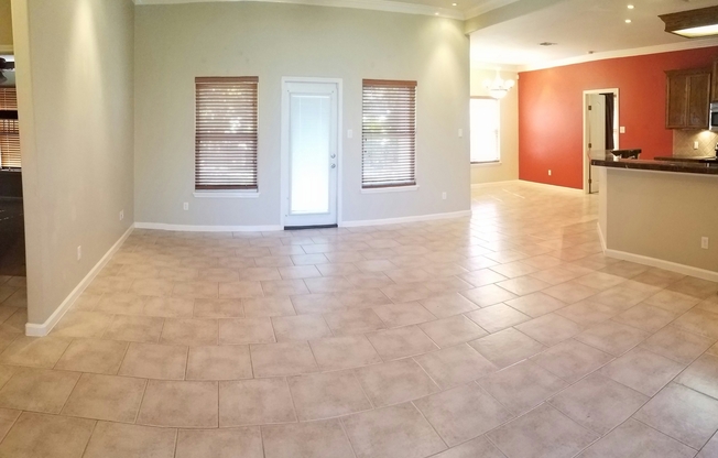 3 beds, 2 baths, $2,100