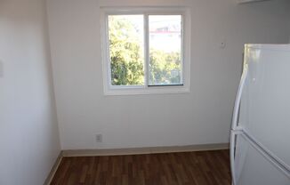 2 beds, 1 bath, $1,850, Unit #4