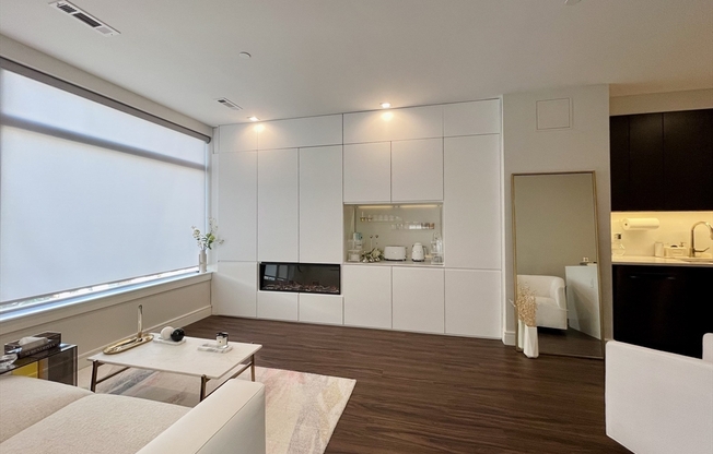 1 bed, 1 bath, 778 sqft, $3,600, Unit 306