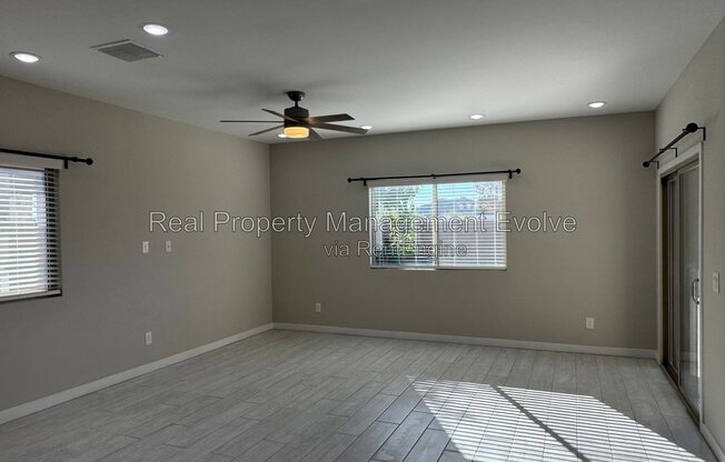5 beds, 3 baths, 2,033 sqft, $2,990