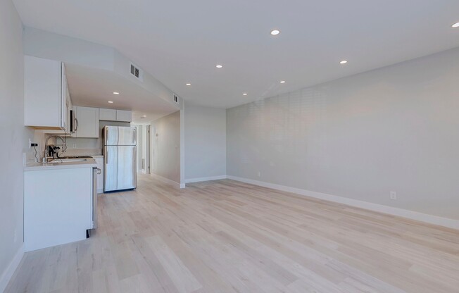 471 Rexford Drive