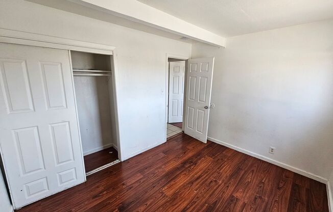 2 beds, 1 bath, $1,995