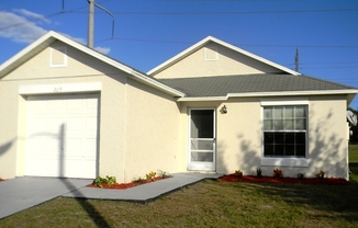 3 Bed / 2 Bath Refurbed Home For Rent Pine Hills - SECTION EIGHT ACCEPTED